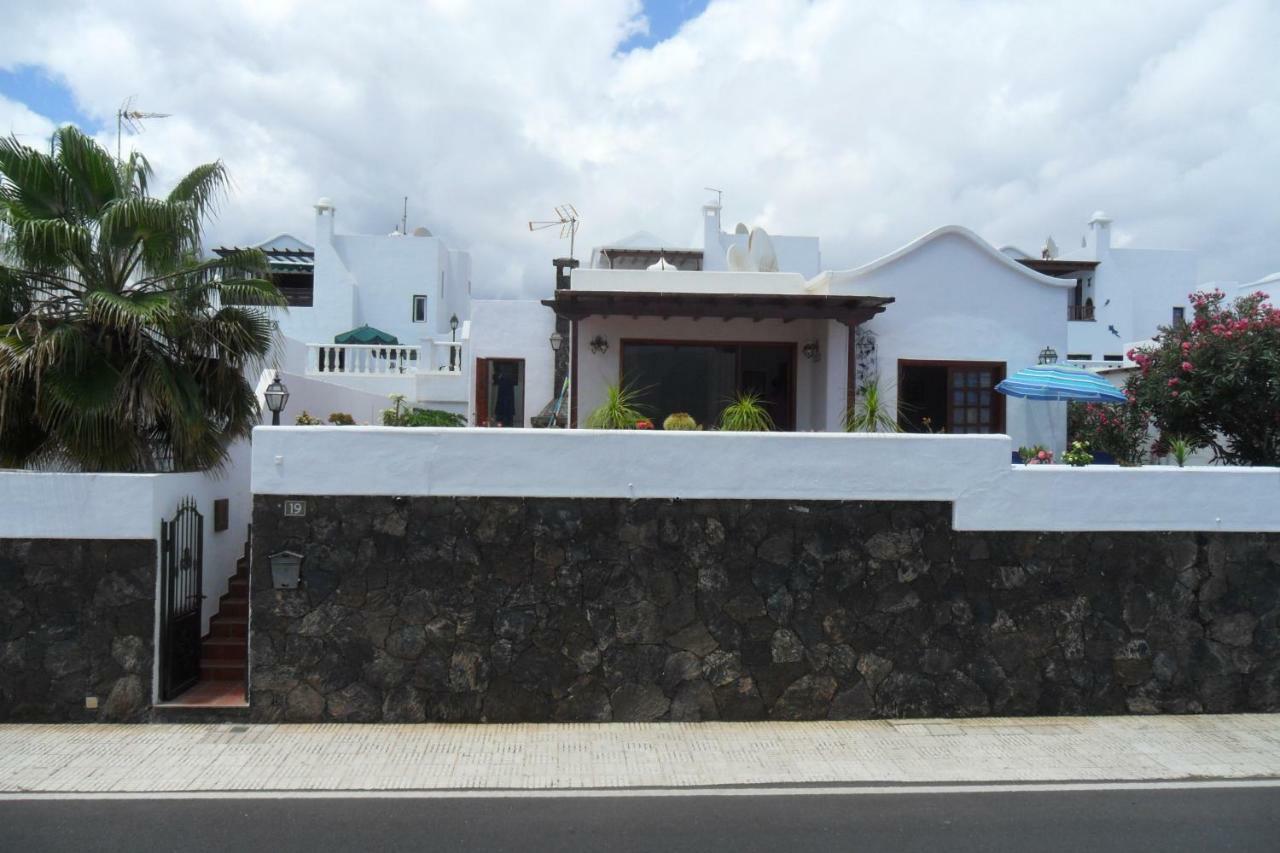 Villa Casa Llamedos à Puerto del Carmen  Extérieur photo